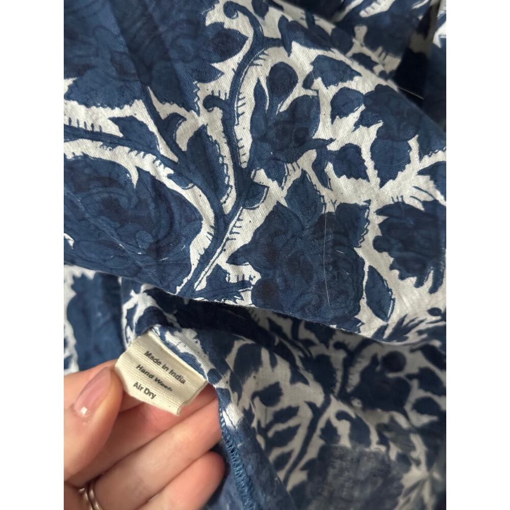 SZ Blockprints M Emma Blouse in in Indigo Floral - Picture 6 of 8